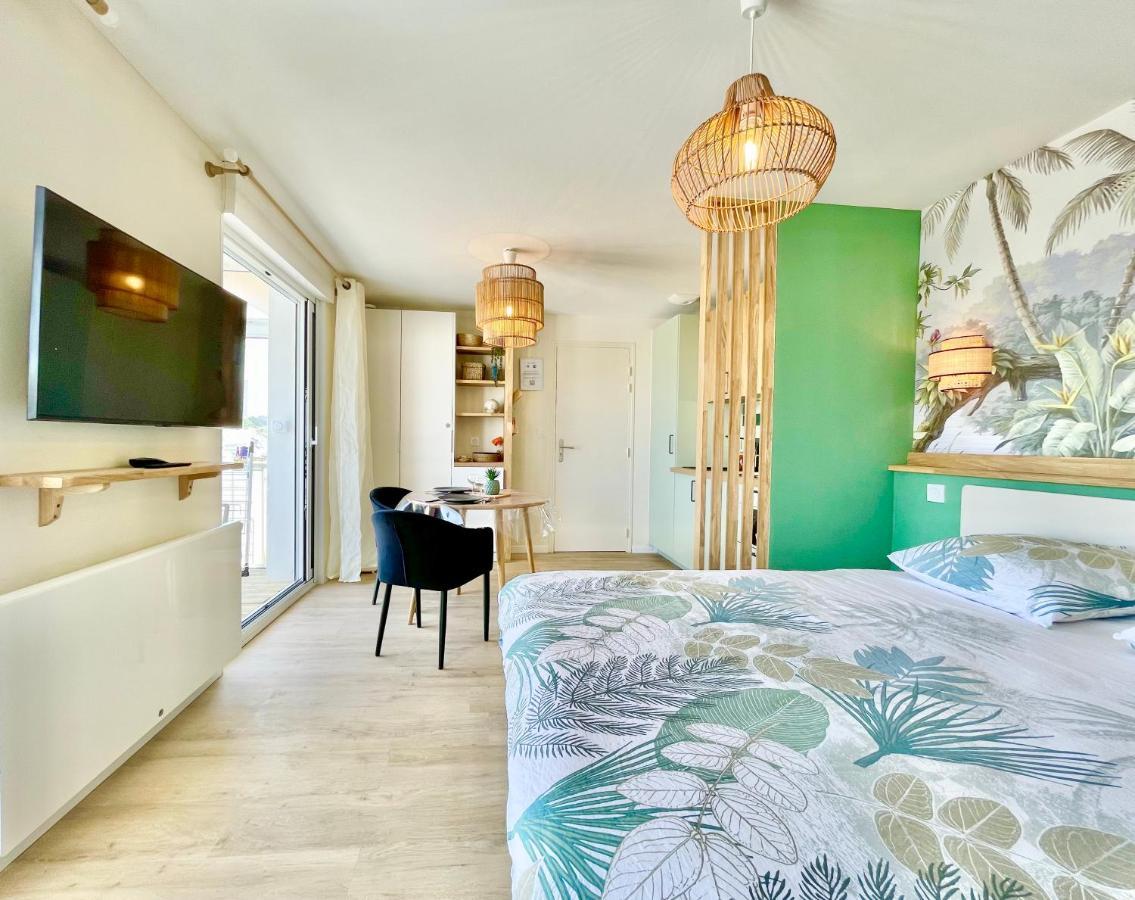 Le Phare Ouest - 80 M De La Mer - Vue Ocean Sur Le Balcon - Entierement Renove - Internet Haut Debit - Nouveau Ploemeur Exterior foto